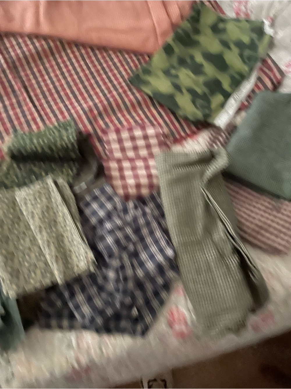 Quilters fabric stash - Picture 4 of 6